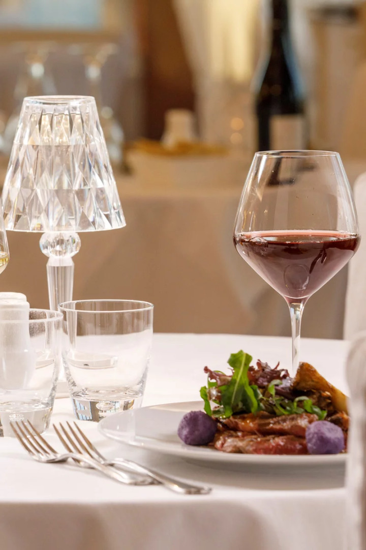 media.Slide-Ristorante_11Hotel-Nautico-Riccione