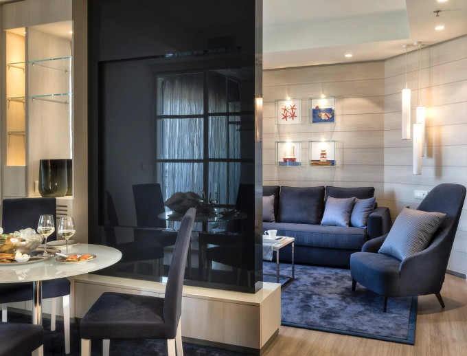 media.Slide-Suite_1Hotel-Nautico-Riccione