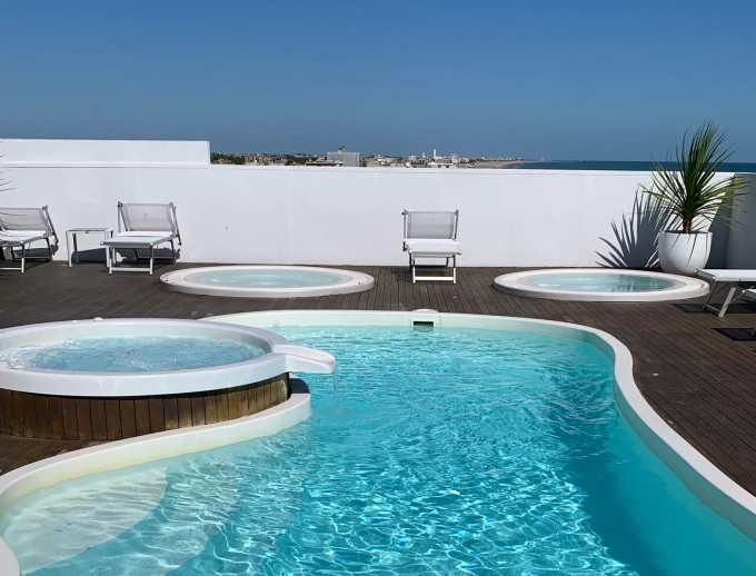 media.Slide-Piscina_2Hotel-Nautico-Riccione