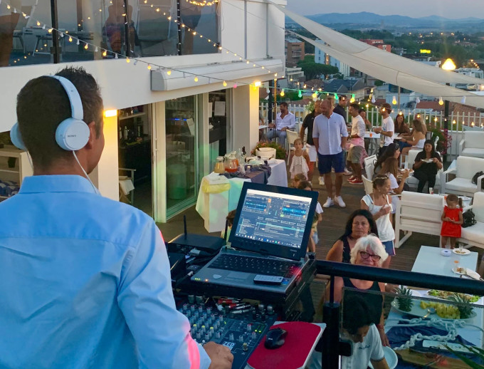media.Slide-Party-Terrazza_9Hotel-Nautico-Riccione