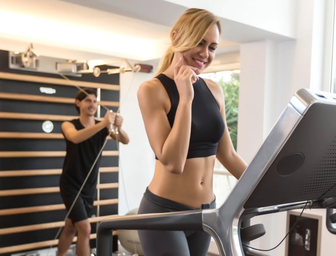 media.Slide-Palestra_3Hotel-Nautico-Riccione