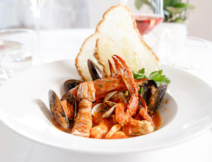 media.Slide-Ristorante_19Hotel-Nautico-Riccione