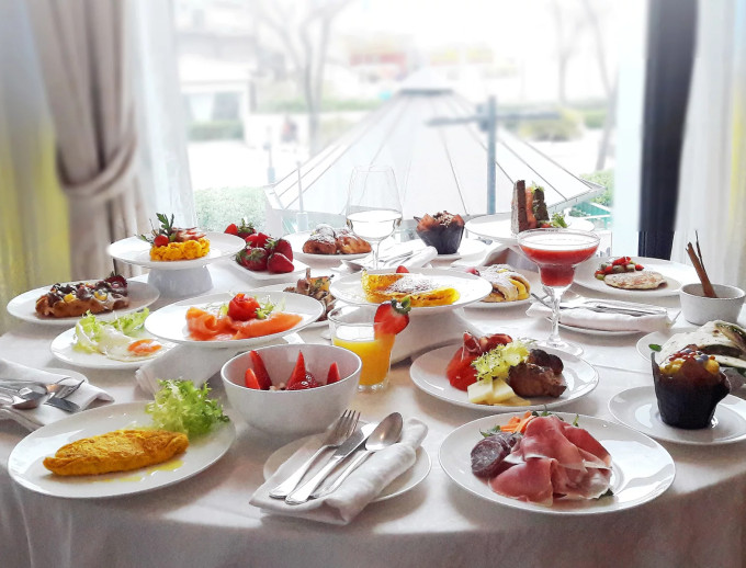 media.Slide-Colazione_2Hotel-Nautico-Riccione