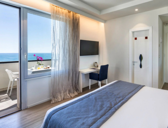 media.Slide-Colazione_4Hotel-Nautico-Riccione