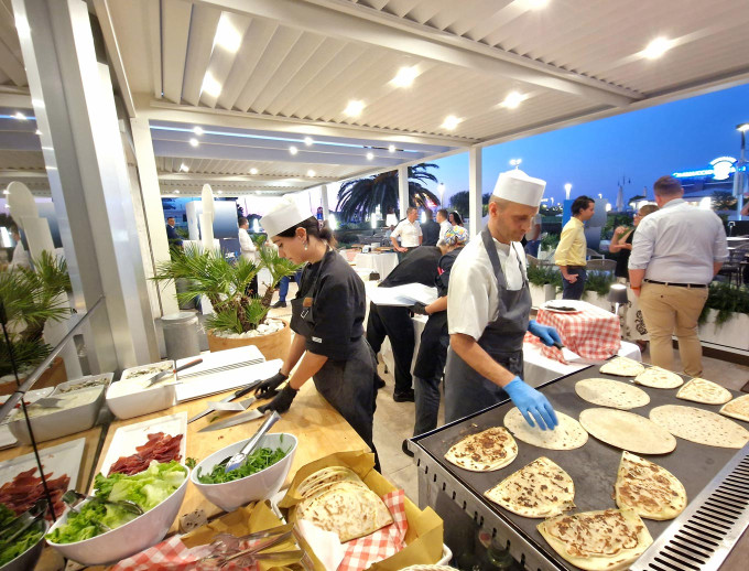 media.Gallery-Piadina_1Hotel-Nautico-Riccione