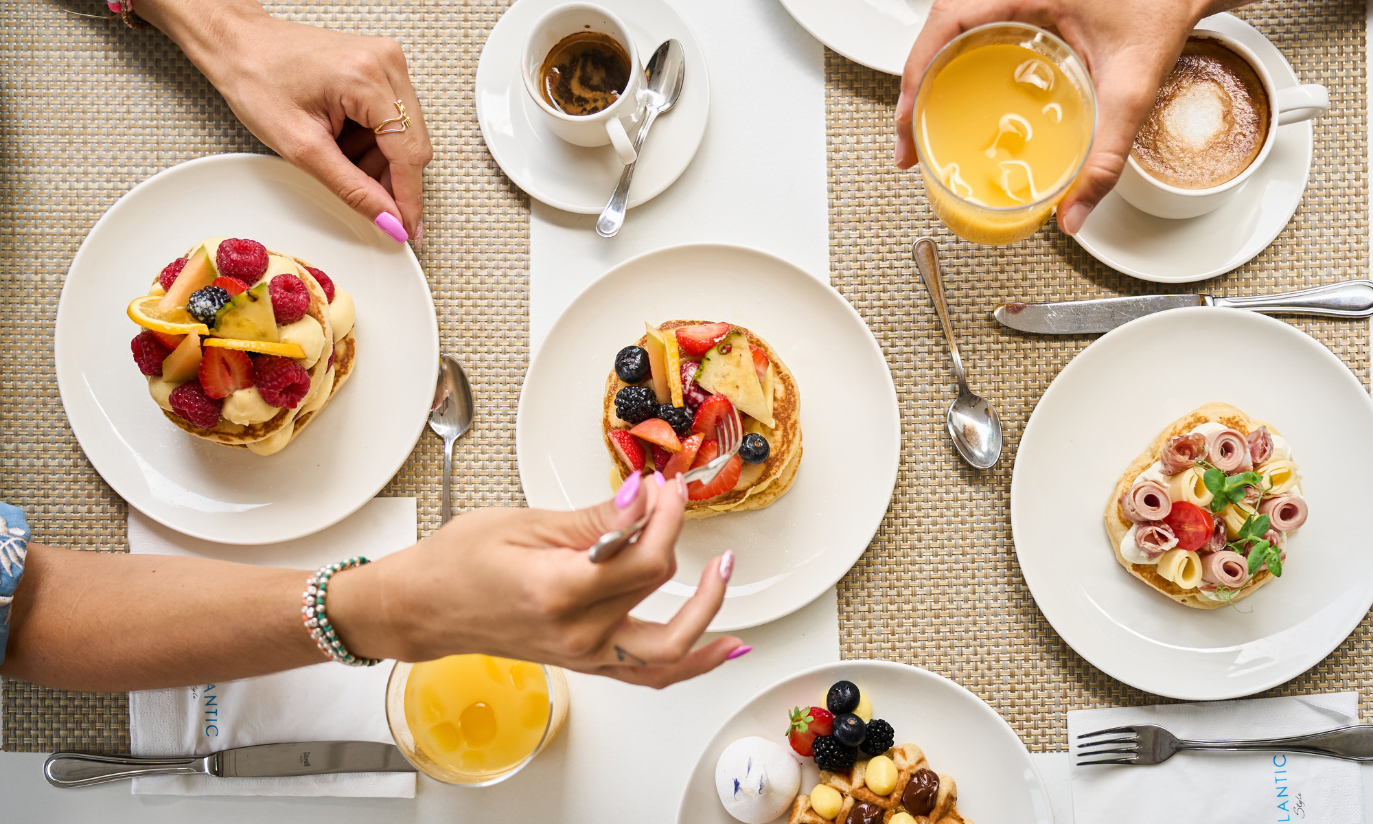 media.Slide_Colazione_4Hotel_Nautico_Riccione